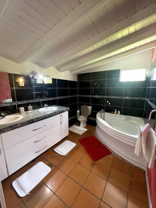 Villa Salomon, 5Min Marina, 10Min Des Plages Les Abymes Ngoại thất bức ảnh